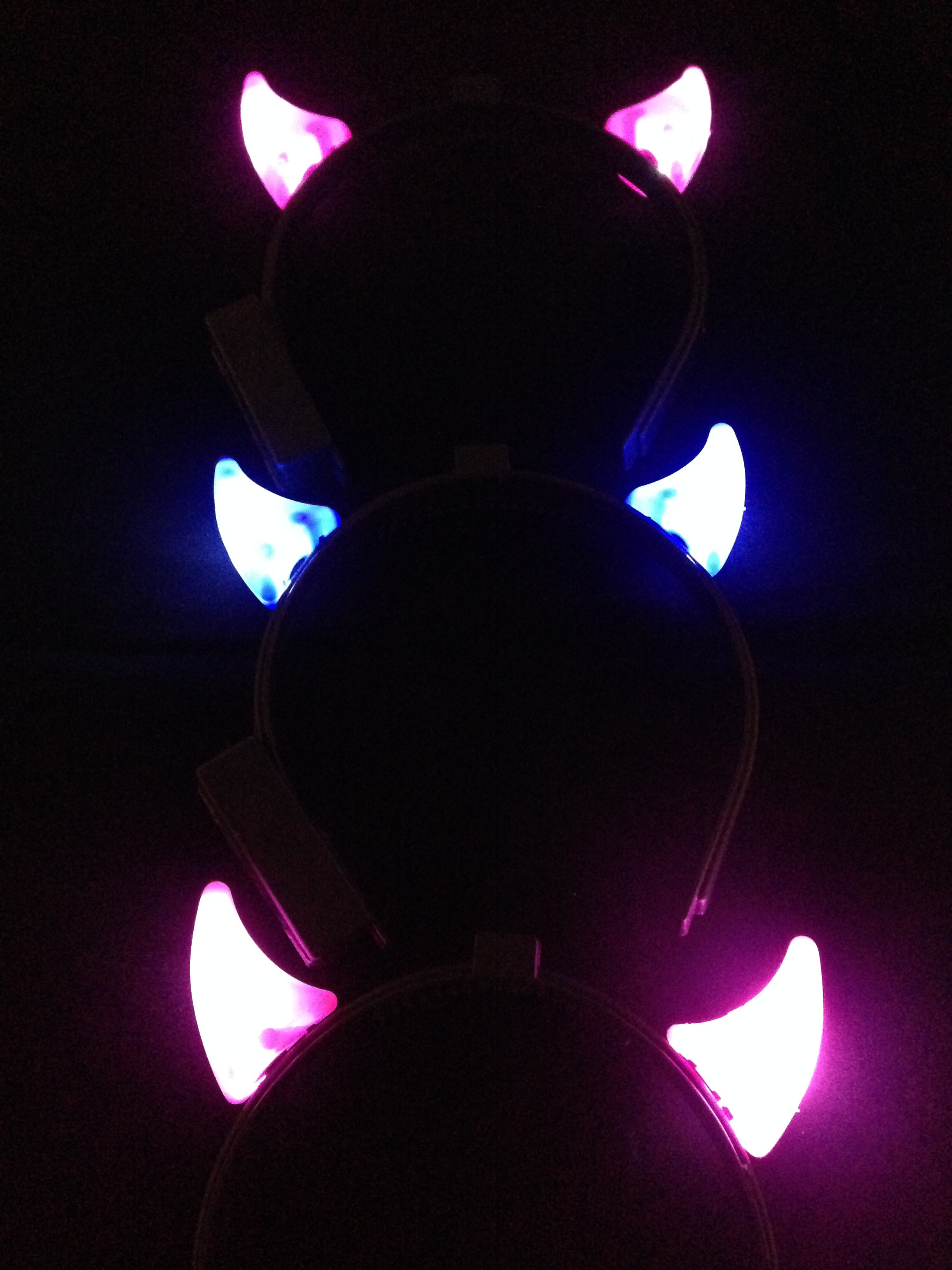 MINI CORNE DE DIABLE LUMINEUSE 