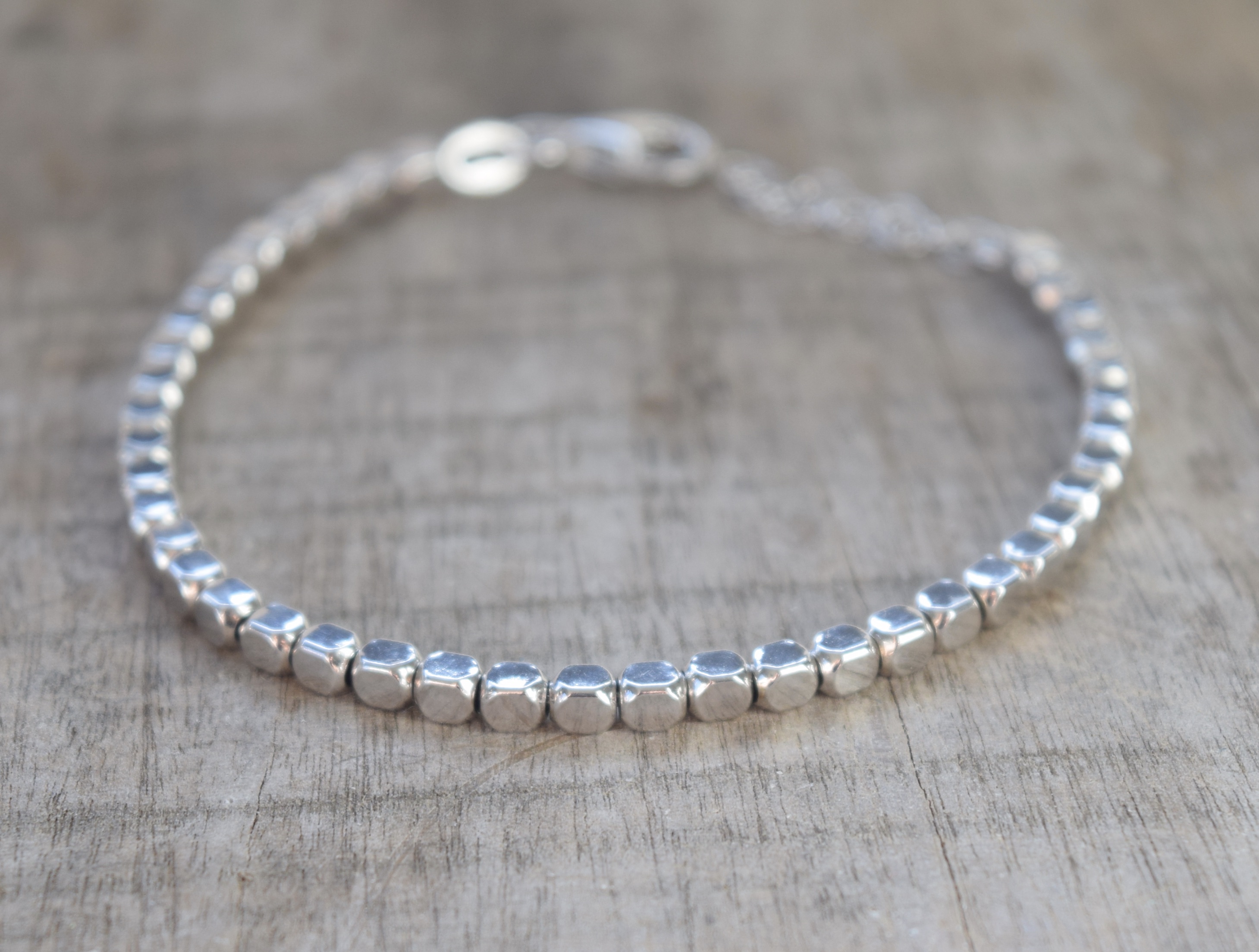 BRACELETS ARGENT RHODIÉ PERLES CUBES