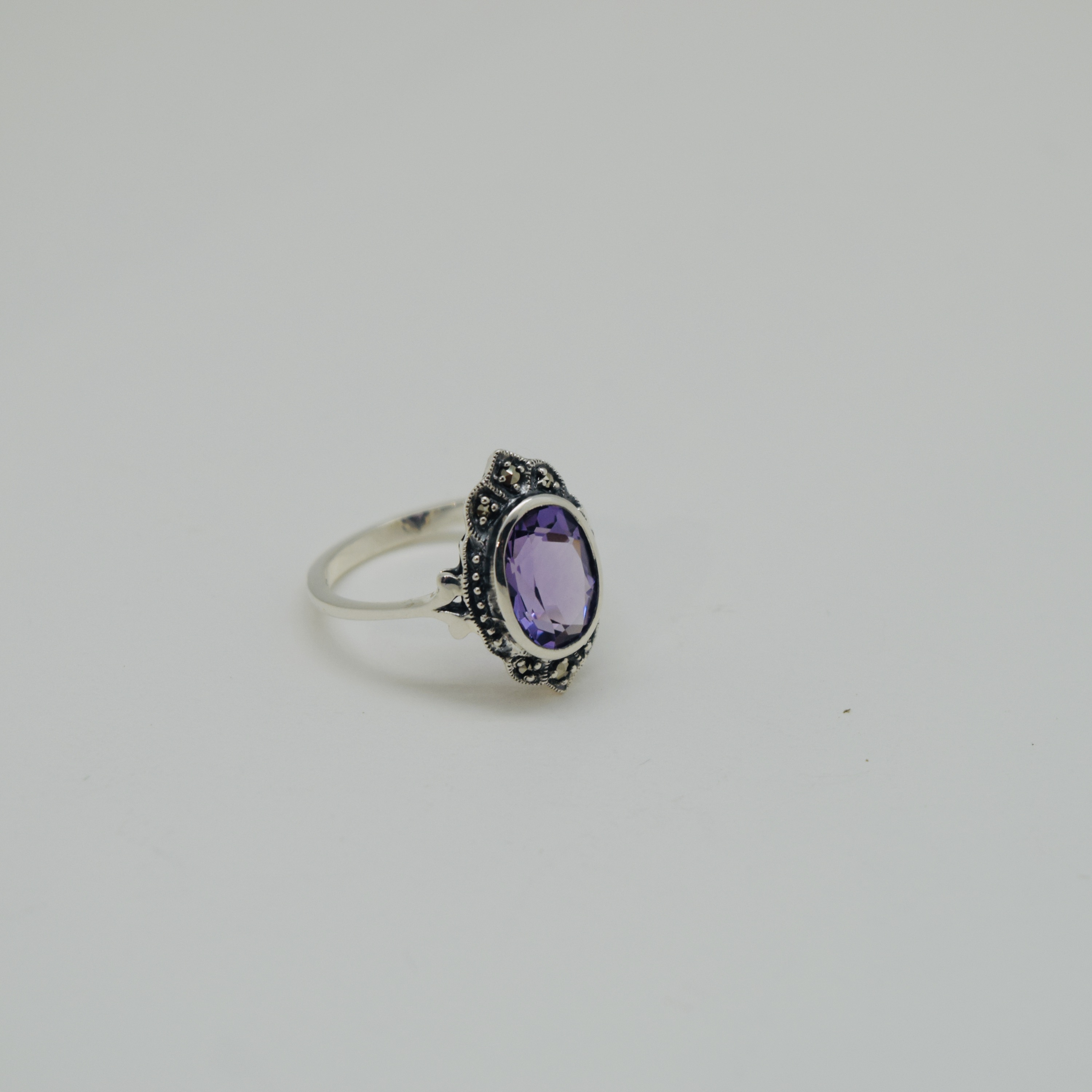 BAGUE MARCASSITES AMETHYSTE
