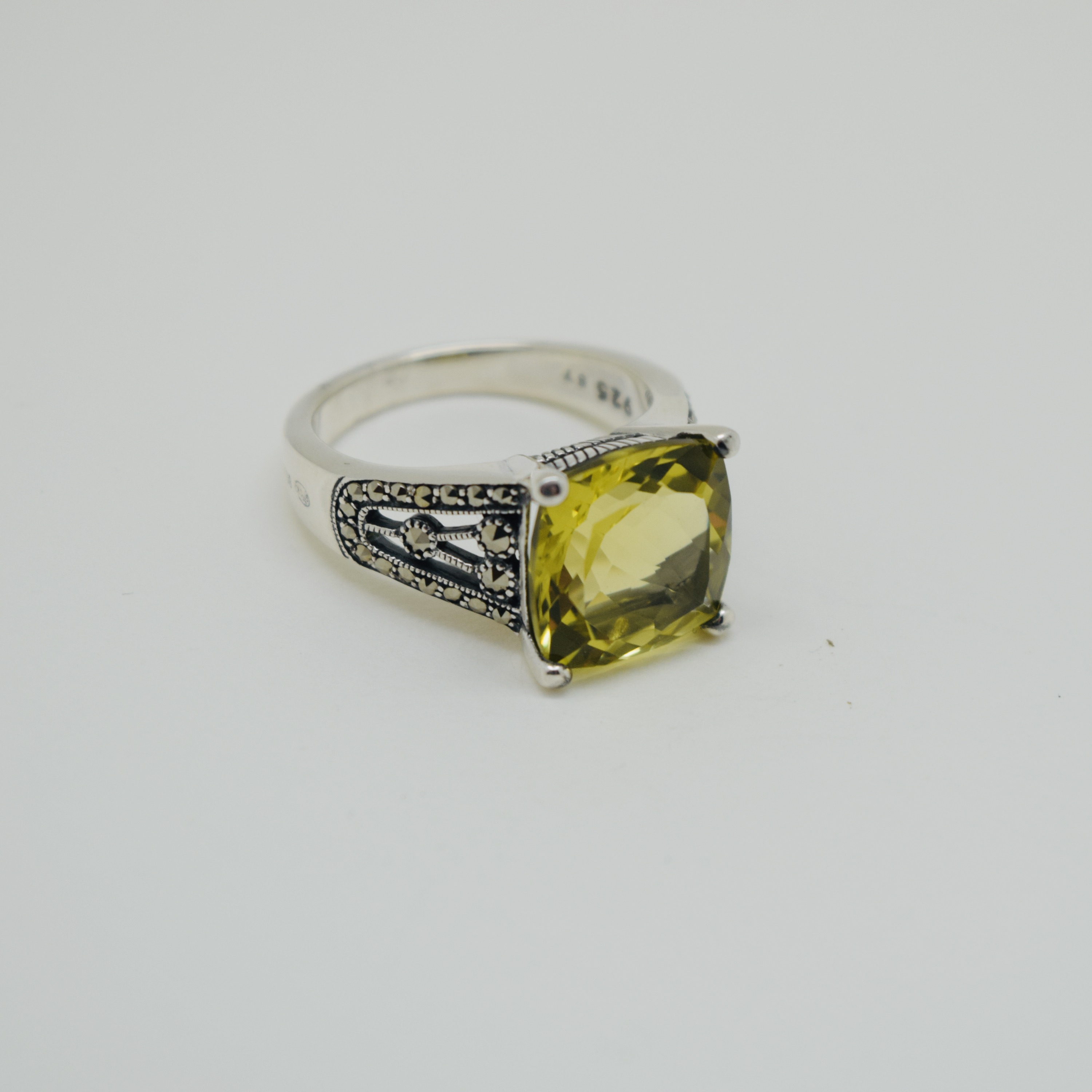 BAGUE MARCASSITES PIERRE FACETEE QUARTZ LEMON