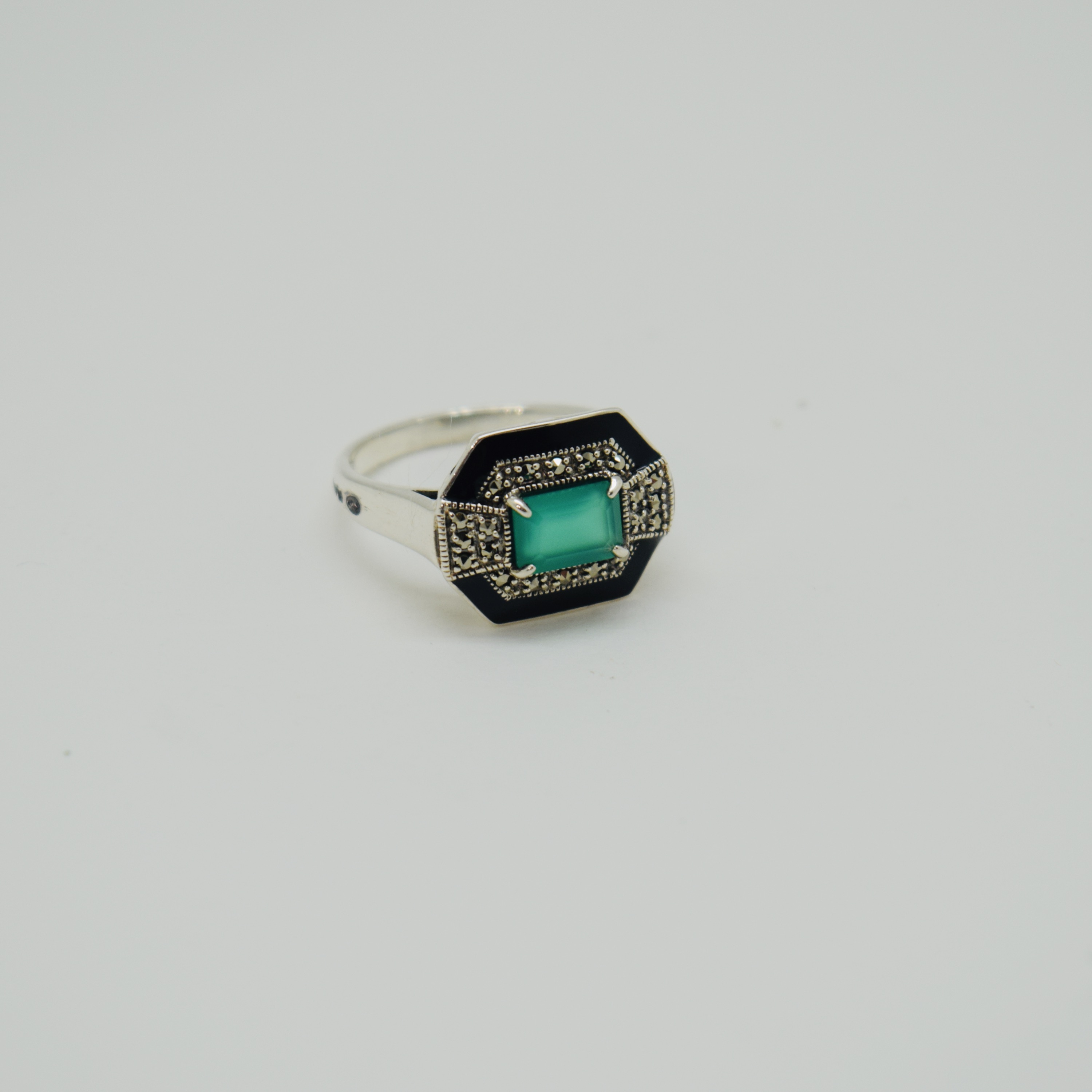 BAGUE AGATE VERTE EMAIL NOIR