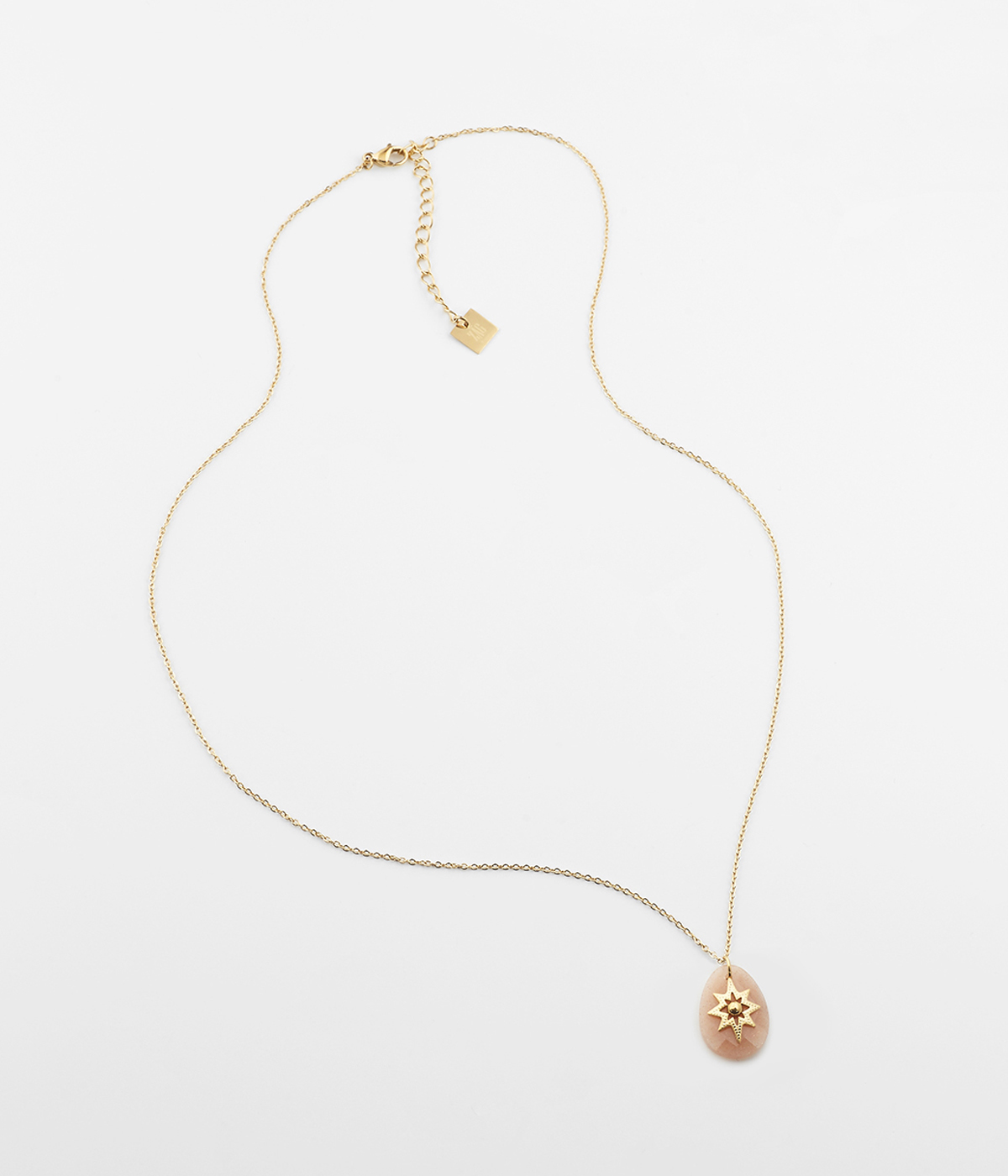 COLLIER EN ACIER DORÉ AVEC PIERRE DU SOLEIL 