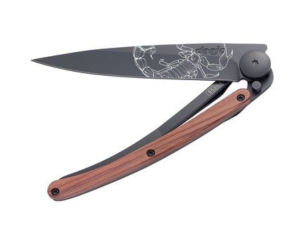 Deejo 37g, bois corail / Scorpion