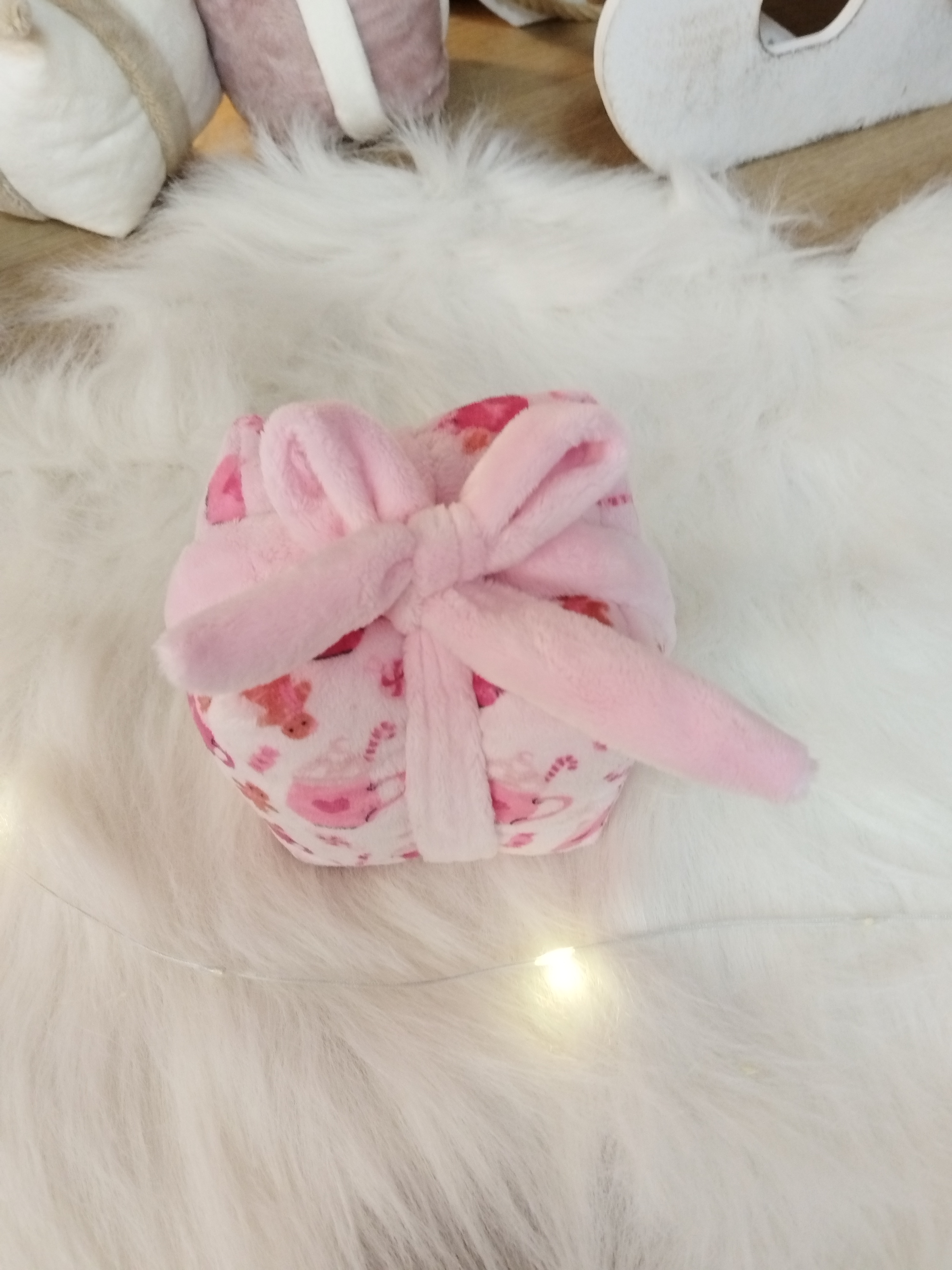 Jouet en forme de Cadeau - Mug