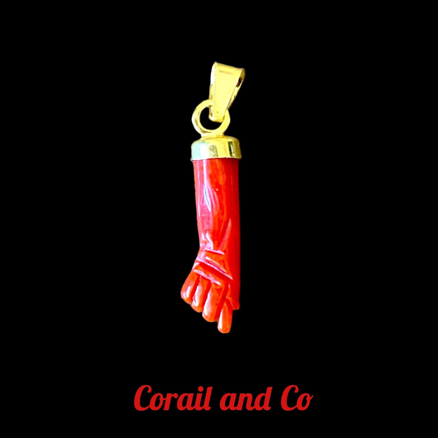 abPetite main de protection corse en corail et plaqué or